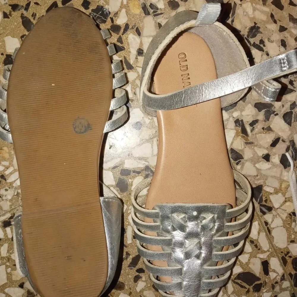 Old navy girl shoes